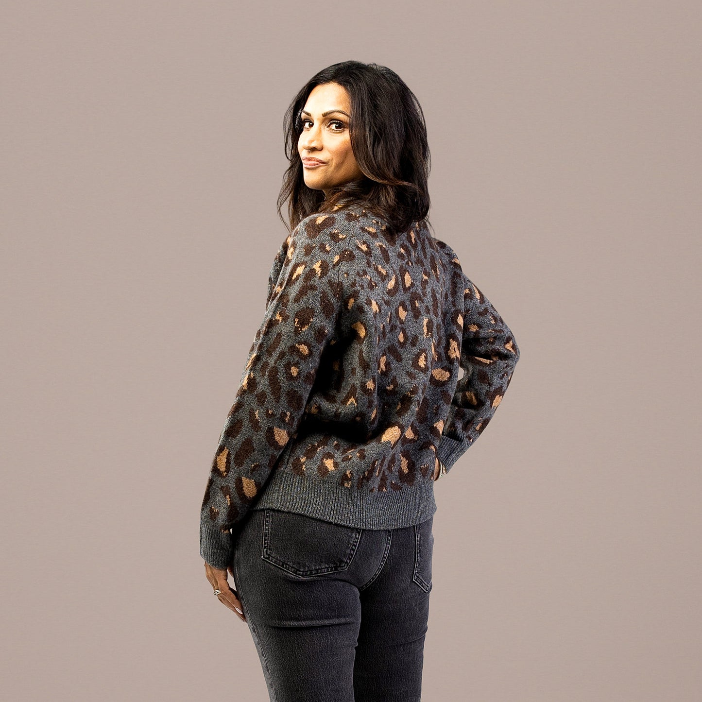 Leopard Print Crew Neck Sweater Charcoal